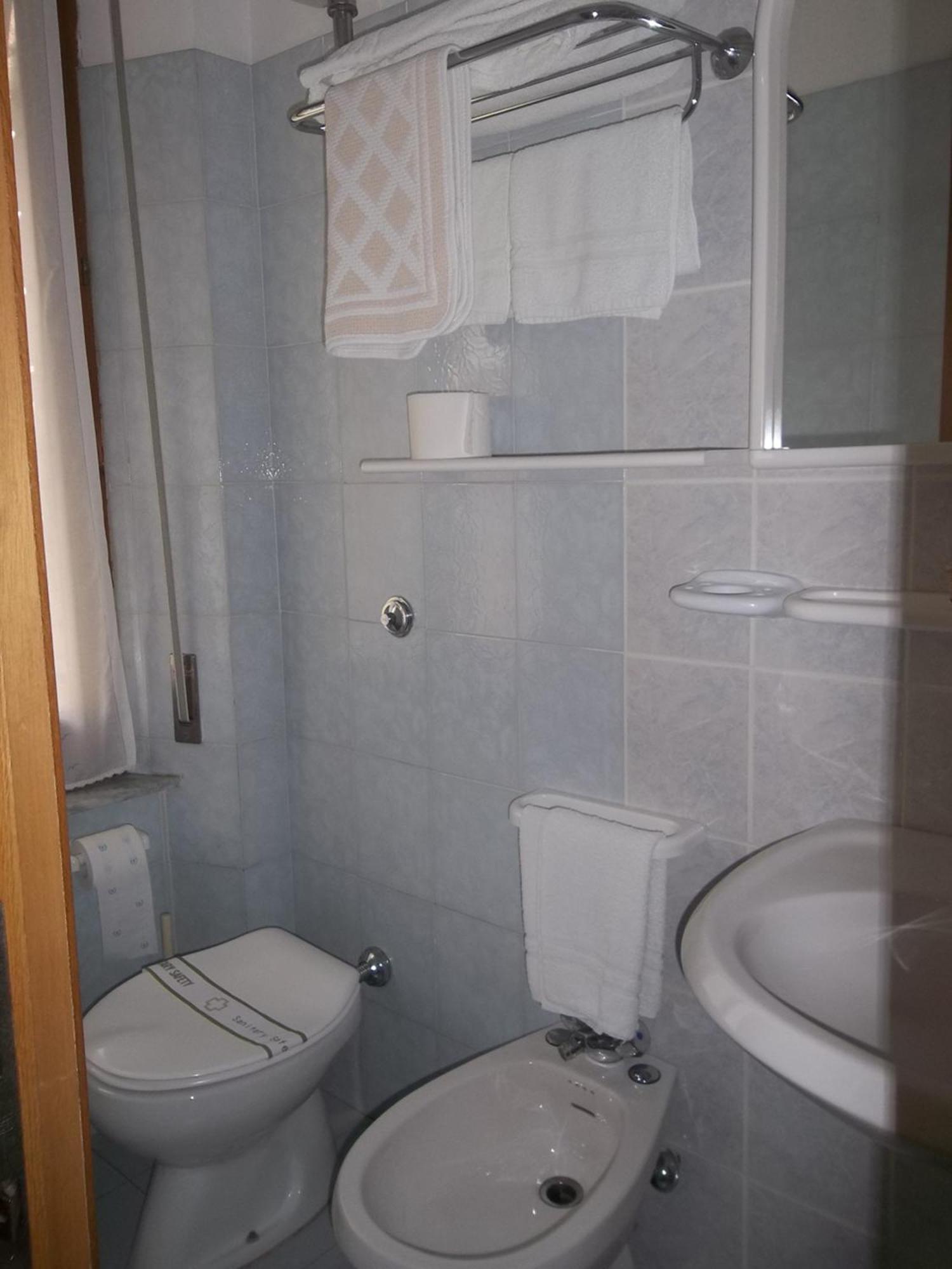 Hotel Lo Squalo Гроттамаре Номер фото